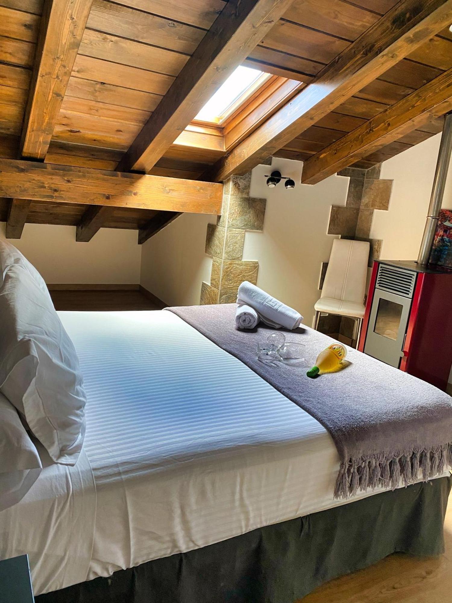 Apartamentos Spa Casco Historico De Isla - Alojateisla Phòng bức ảnh