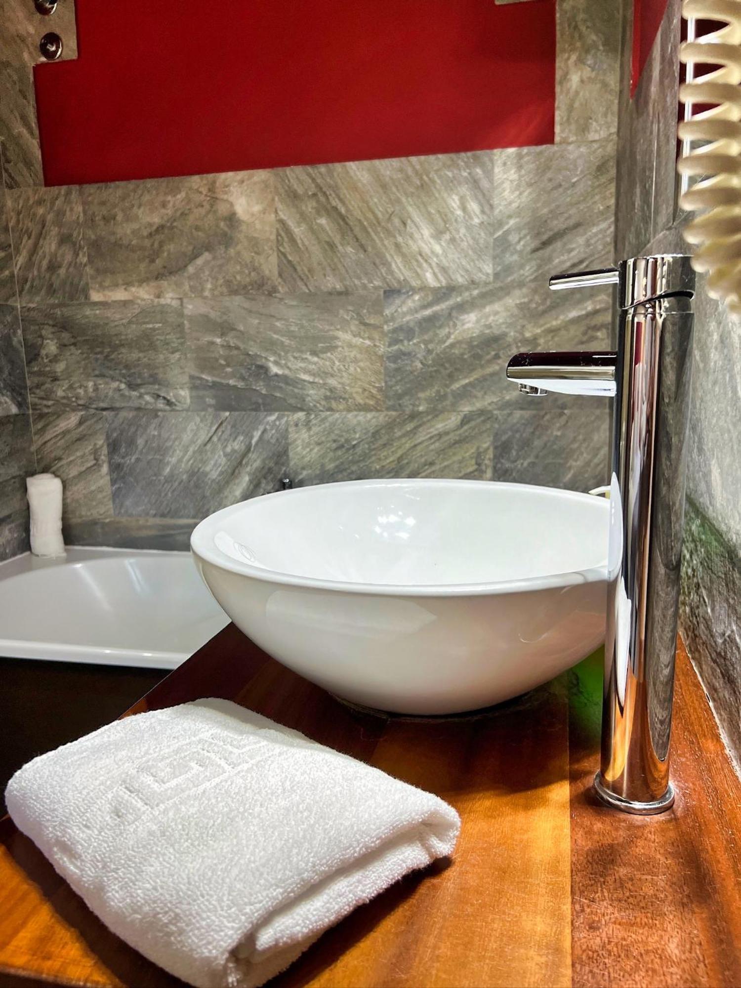 Apartamentos Spa Casco Historico De Isla - Alojateisla Ngoại thất bức ảnh